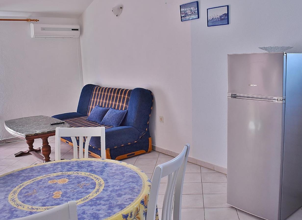 Felicce Apartment